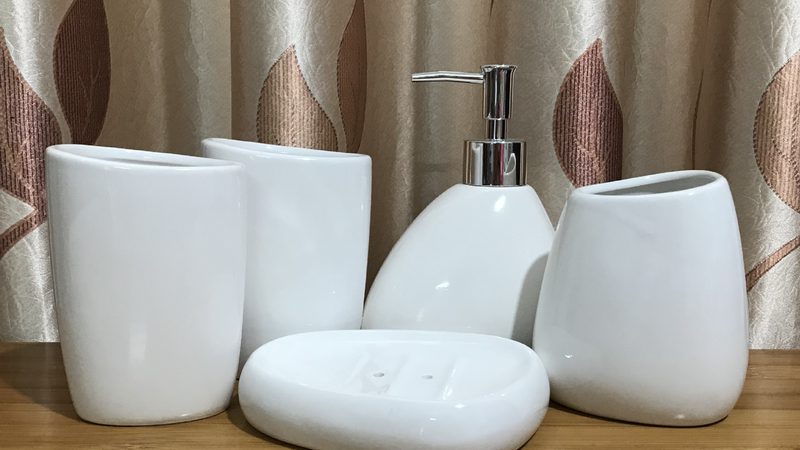 全铜淋浴花洒套装：揭秘价格背后的秘密