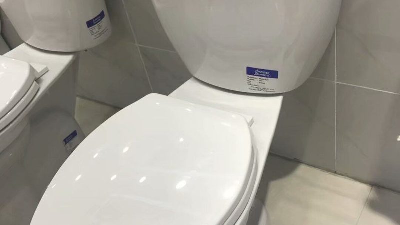 亚克力浴缸与铸铁浴缸：材质、性能与适用场景解析